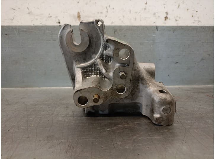 Recambio de soporte motor derecho para peugeot 508 sw i (8e_) 2.0 bluehdi 150 referencia OEM IAM 9805300680 9805300680