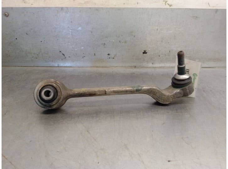 Recambio de brazo suspension inferior delantero derecho para bmw 1 descapotable (e88) 118 i referencia OEM IAM 31122405860 31122