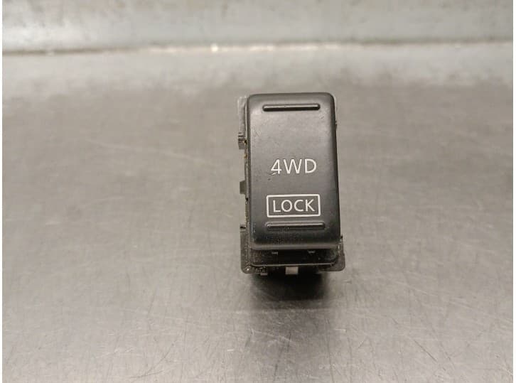 Recambio de interruptor para nissan murano i (z50) 3.5 4x4 referencia OEM IAM 25535CB000 25535CB000