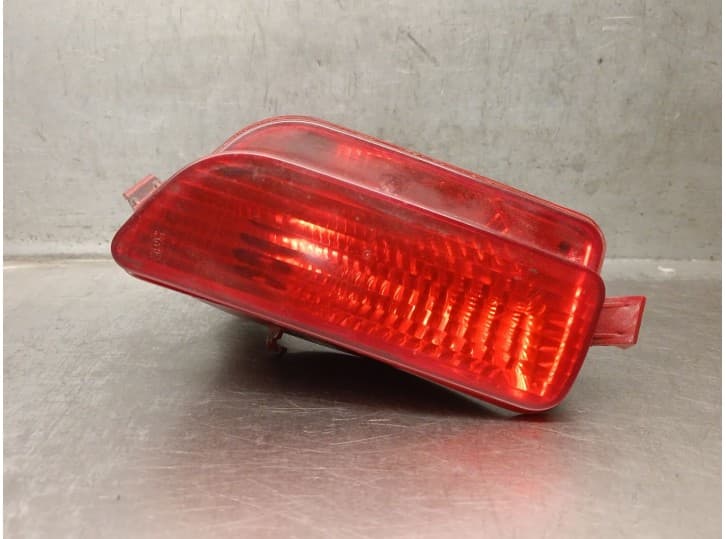 Recambio de piloto marcha atras para citroën c4 i (lc_) 1.6 vti 120 referencia OEM IAM 9652464680 6350V0