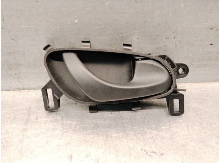 Recambio de maneta interior delantera derecha para nissan pulsar hatchback (c13) 1.2 dig-t referencia OEM IAM 806704EA0B 806704E