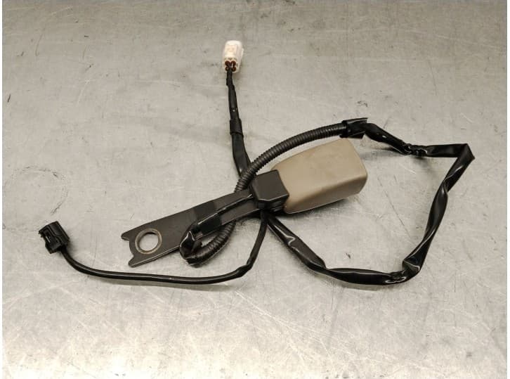 Recambio de enganche cinturon delantero izquierdo para toyota rav 4 iii (_a3_) 2.0 4wd (aca30_) referencia OEM IAM 7323042120E0