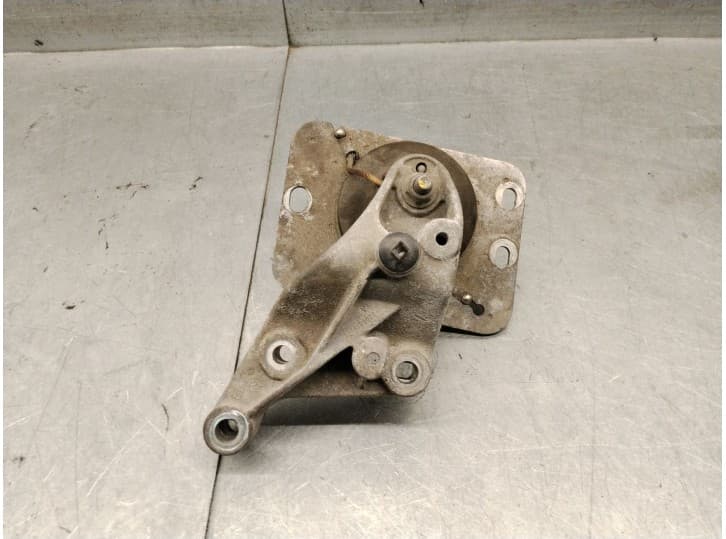 Recambio de soporte motor para renault trafic ii autobús (jl) 2.0 dci 115 referencia OEM IAM 8200818975