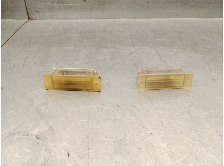 Recambio de piloto matricula para opel astra f hatchback (t92) 1.8 i 16v (f08, m08, f68, m68) referencia OEM IAM 90241129