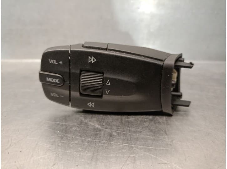 Recambio de mando radio volante para seat ibiza iv (6j5, 6p1) 1.6 referencia OEM IAM 6J0959441 6J0959441