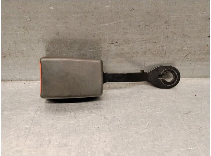 Recambio de enganche cinturon delantero izquierdo para fiat punto (188_) 1.2 60 (188.030, .050, .130, .150, .230, .250) referenc
