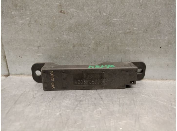 Recambio de antena para mercedes-benz gle (w166) 350 d 4-matic (166.024) referencia OEM IAM A209053005 A209053005