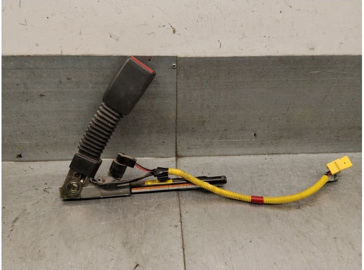 Recambio de pretensor airbag delantero izquierdo para honda stream (rn) 2.0 16v (rn3) referencia OEM IAM 81855S7AE01ZA