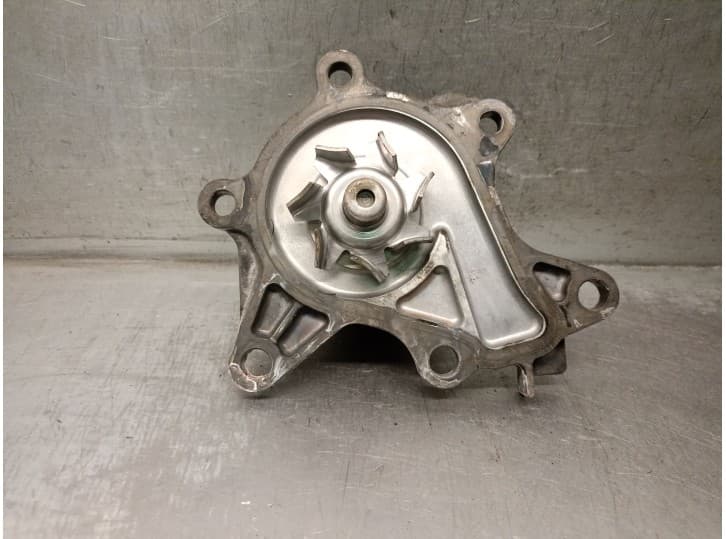Recambio de bomba agua para toyota auris (_e15_) 1.4 d-4d (nde150_) referencia OEM IAM 1610039525 1610039525