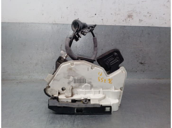 Recambio de cerradura puerta trasera izquierda para volkswagen golf vii variant (ba5, bv5) 1.6 referencia OEM IAM 5K4839015Q 5K4