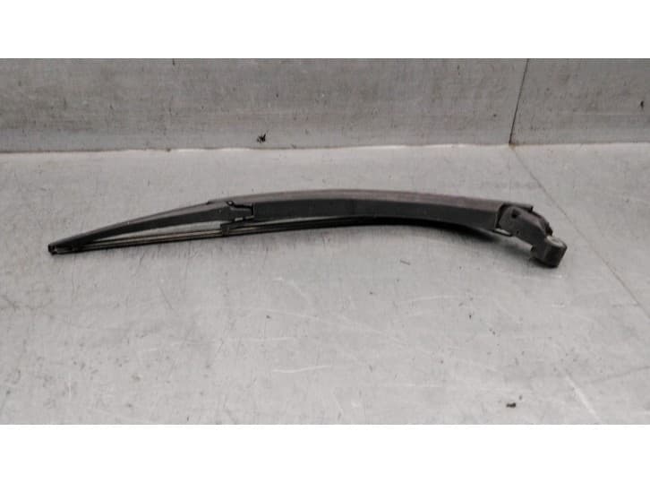 Recambio de brazo limpia trasero para suzuki alto vii (gf, ha25_, ha35_) 1.0 (amf310) referencia OEM IAM 38821M68K00 38821M68K00