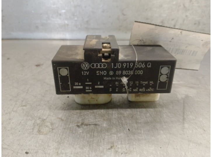 Recambio de caja precalentamiento para volkswagen golf iv (1j1) 1.9 tdi referencia OEM IAM 1J0919506Q 898038000