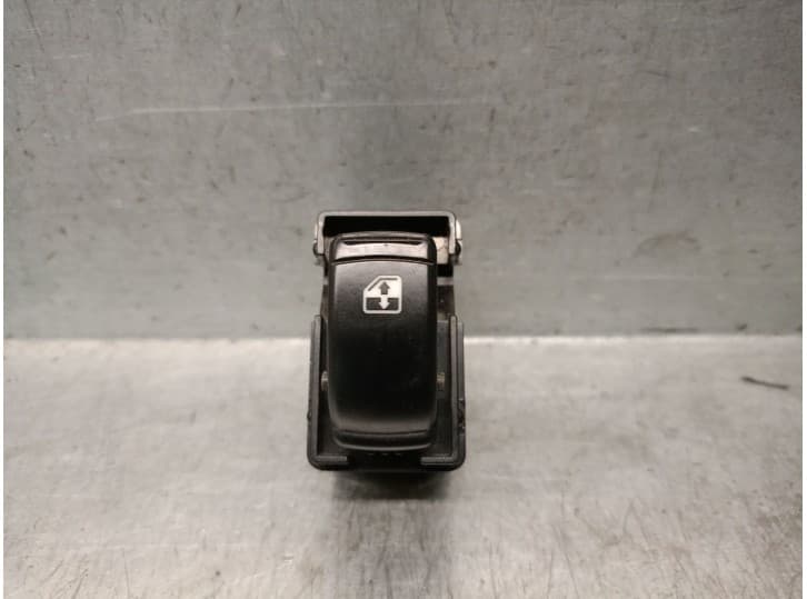 Recambio de mando elevalunas trasero izquierdo para chevrolet nubira sedán 1.6 referencia OEM IAM 96417454 96417454