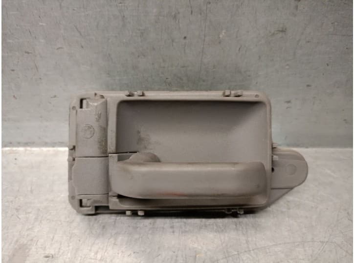 Recambio de maneta interior trasera izquierda para peugeot 205 ii (20a/c) 1.4 referencia OEM IAM 914358 914358
