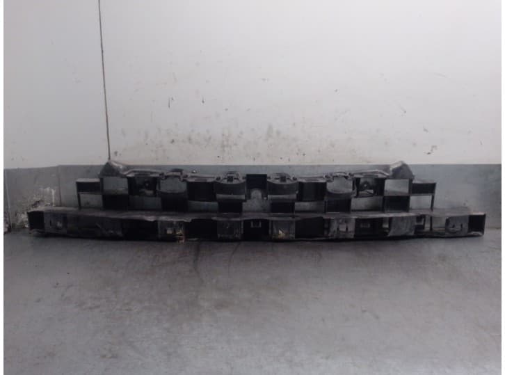 Recambio de refuerzo paragolpes delantero para renault trafic iii autobús (jg_) 1.6 dci 125 (jgmh) referencia OEM IAM 620905080R
