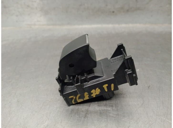 Recambio de elevalunas trasero izquierdo para toyota corolla fastback (_e21_) 1.8 hybrid (zwe211) referencia OEM IAM 8481002290