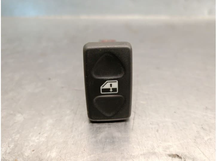 Recambio de mando elevalunas delantero derecho para land rover discovery ii (l318) 2.5 td5 4x4 referencia OEM IAM YUF101770 YUF0