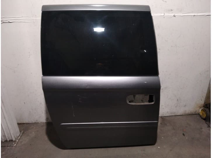 Recambio de puerta lateral corredera derecha para chrysler voyager iv (rg, rs) 2.8 crd referencia OEM IAM 4894480AF 4894480AF