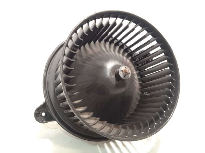 Recambio de motor calefaccion para ford transit (tts) kombi 350 l2 basis referencia OEM IAM BK2T18456AD 2368958 0130115572 - Blanco