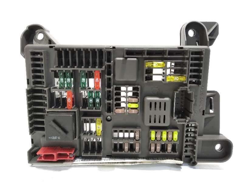 Recambio de caja reles / fusibles para bmw x6 (e71) xdrive40d referencia OEM IAM 6931687 61146931687 - Negro