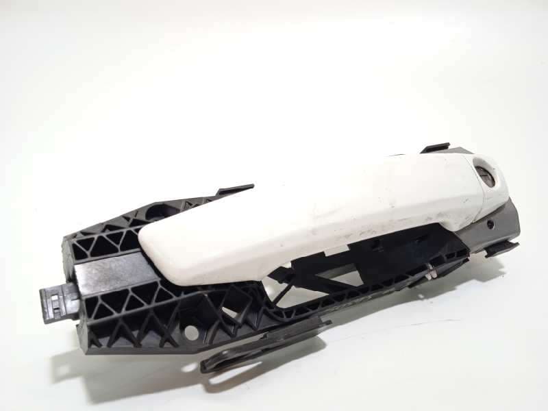 Recambio de maneta exterior delantera izquierda para audi a3 (8vk) basic referencia OEM IAM 8V0837205A 8V0837205AGRU - Blanco