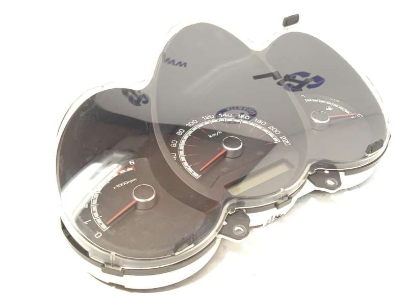 Recambio de cuadro instrumentos para kia venga (yn) 1.6 crdi 128 referencia OEM IAM 940041P430 A2C53382185