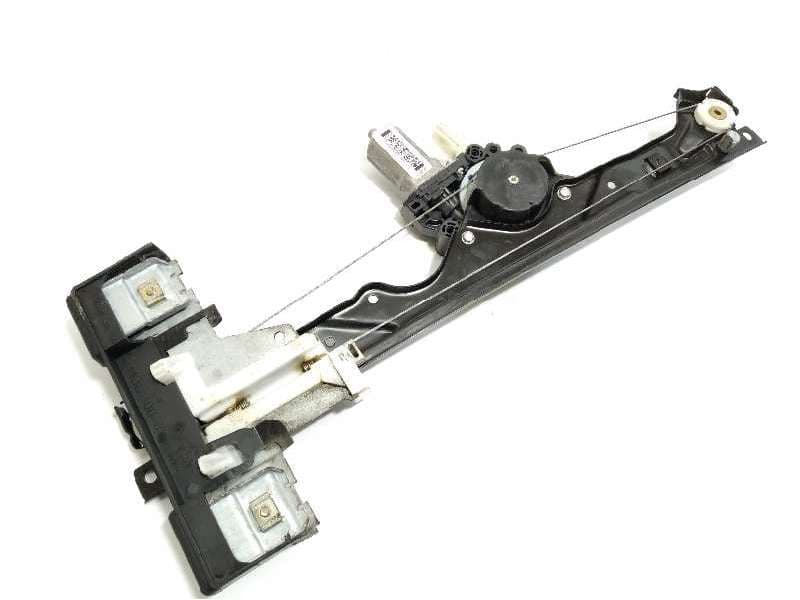 Recambio de elevalunas trasero derecho para jeep gr. cherokee (wh) 3.0 crd cat referencia OEM IAM 55394228AE