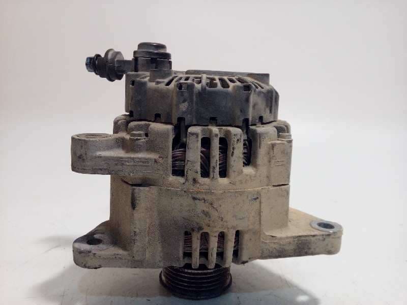 Recambio de alternador para kia soul 1.6 crdi cat referencia OEM IAM 373002A150 2606220 - Blanco