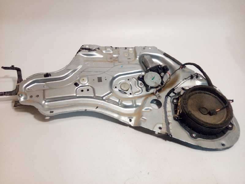Recambio de elevalunas delantero izquierdo para kia soul 1.6 crdi cat referencia OEM IAM 824012K000 - Blanco