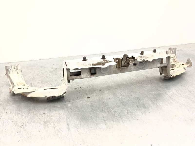 Recambio de panel frontal para opel combo furgón/monospace (x12) 1.3 cdti (b05) referencia OEM IAM 95509375 - Blanco