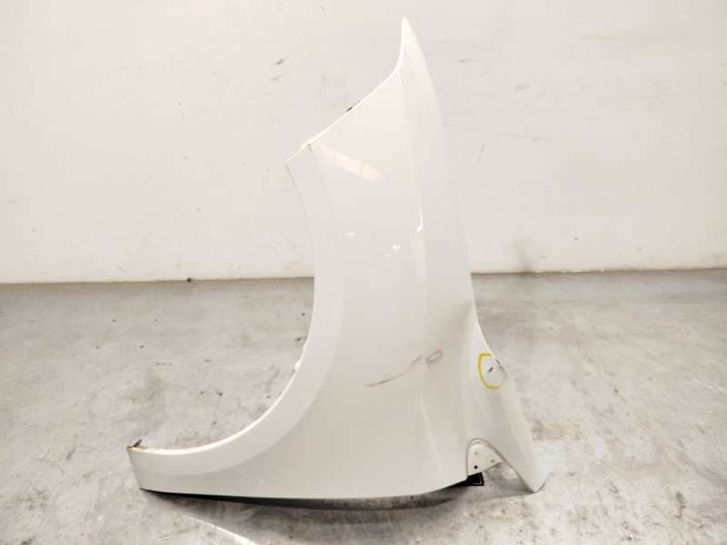 Recambio de aleta delantera izquierda para renault fluence (l3_) 1.6 16v (l301, l30f, l30p, l30r) referencia OEM IAM 631011341R