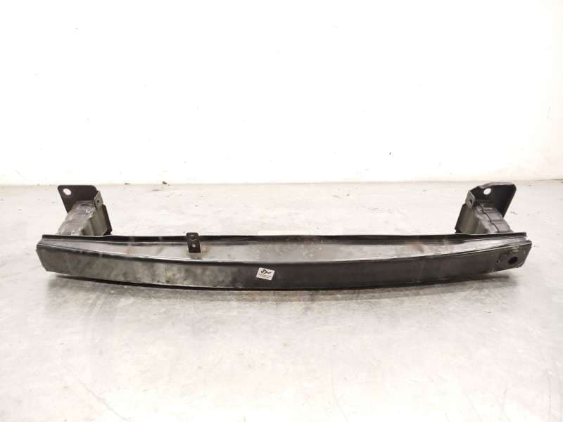 Recambio de refuerzo paragolpes delantero para skoda rapid (nh3, nk3, nk6) 1.6 tdi referencia OEM IAM 5JA807109 - Negro