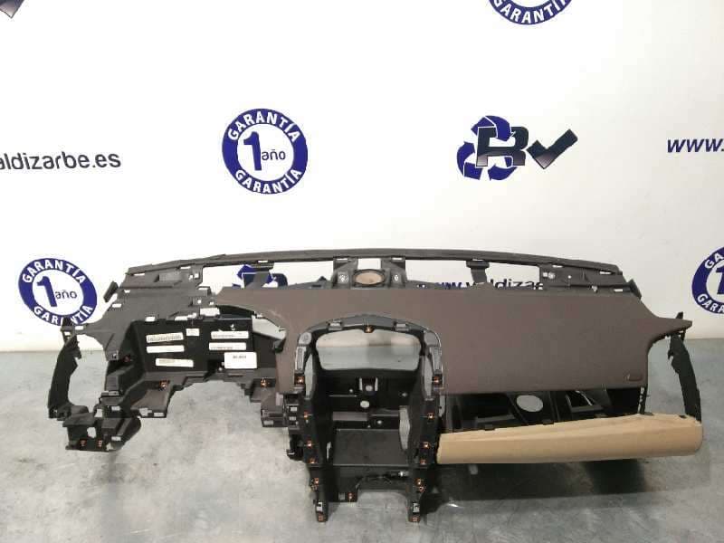 Recambio de salpicadero para cadillac srx v6 elegance referencia OEM IAM 22821092 22761704 - Negro