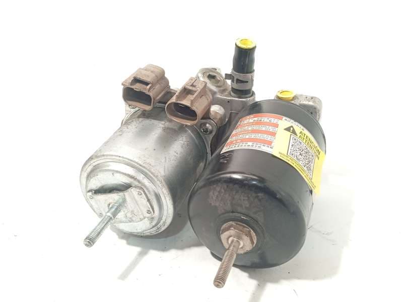 Recambio de servofreno para toyota auris station wagon (_e18_) 1.8 hybrid (zwe186_) referencia OEM IAM 4707012010 - Blanco