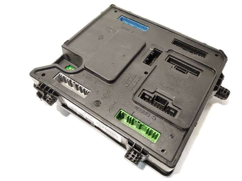 Recambio de caja reles / fusibles para renault megane iii coupé-cabrio dynamique referencia OEM IAM 284B15364R S180098701 - Gris