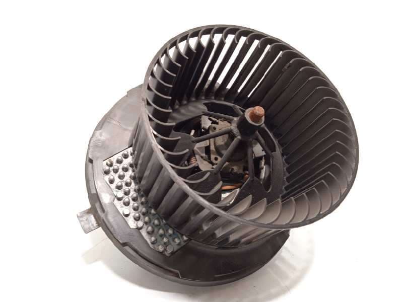 Recambio de motor calefaccion para volkswagen passat lim. (362) advance bluemotion referencia OEM IAM 3C1820015Q 3C0907521F - Negro
