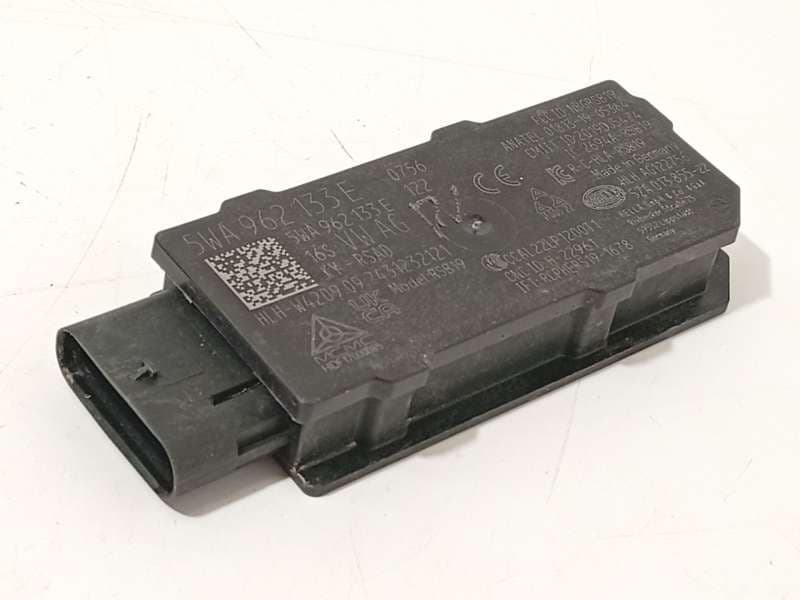 Recambio de antena para cupra leon (kl1, ku1, kug) 1.5 tsi referencia OEM IAM 5WA962133E - Gris