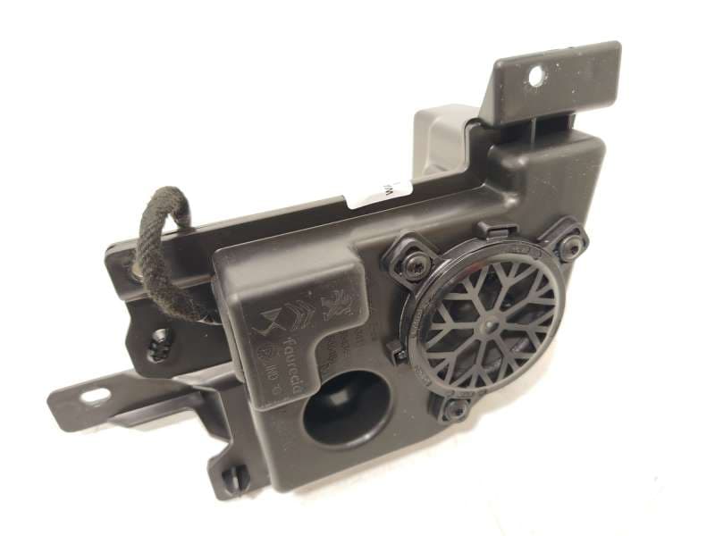 Recambio de altavoz para peugeot 308 iii (fb_, fh_, fp_, f3_, fm_) puretech 130 (fphnsl, fphnst) referencia OEM IAM 9834816380