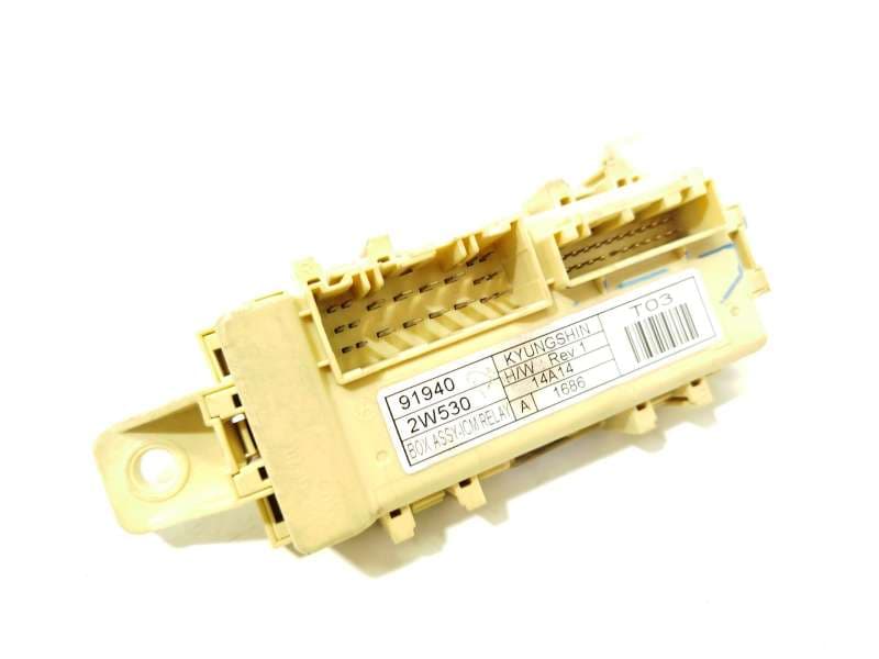 Recambio de caja reles / fusibles para hyundai santa fé iii (dm, dma) 2.2 crdi referencia OEM IAM 919402W530 - Blanco