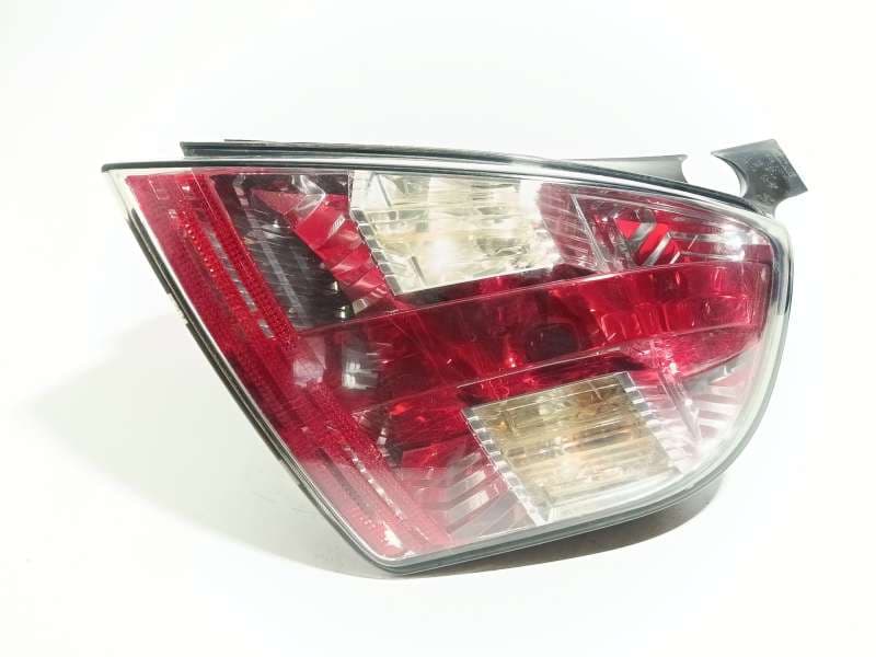 Recambio de piloto trasero derecho para fiat stilo (192_) 1.9 jtd (192_xe1a) referencia OEM IAM 46823705