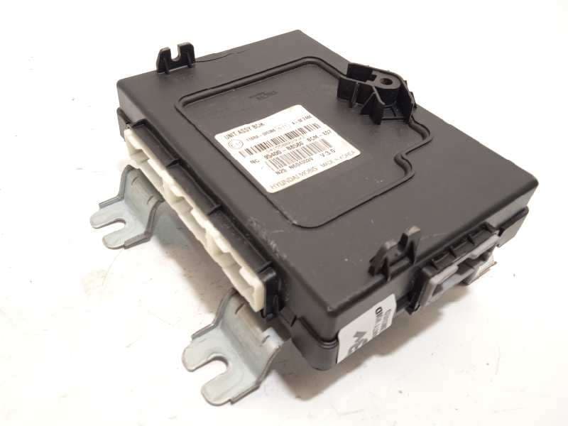 Recambio de centralita confort para hyundai grand santa fe 2.2 crdi cat referencia OEM IAM 95400B8580 - Negro