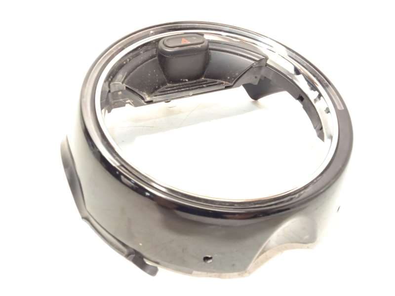 Recambio de embellecedor para mini mini descapotable (f57) one referencia OEM IAM 61319389077 - Blanco