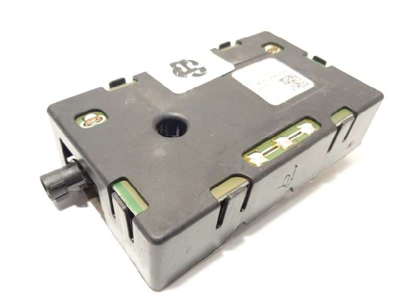 Recambio de antena para mercedes-benz clase glc (w253) glc 250 d 4matic (253.909) referencia OEM IAM A2059051205 - Blanco