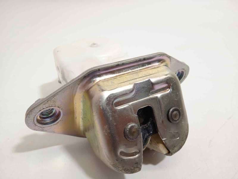 Recambio de cerradura maletero / porton para subaru impreza g13 1.6 cat referencia OEM IAM 63032FG101 - Gris