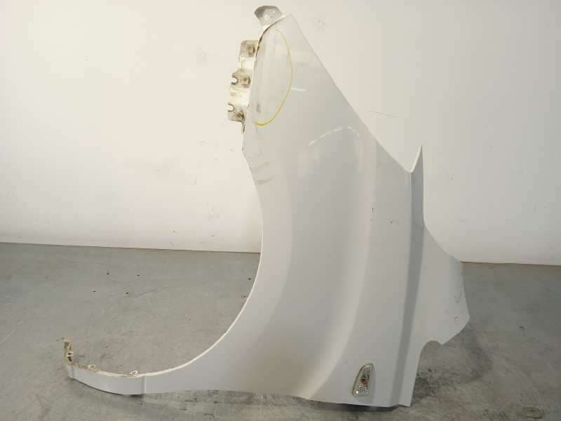Recambio de aleta delantera izquierda para hyundai h1 travel referencia OEM IAM 663114H500 - Blanco