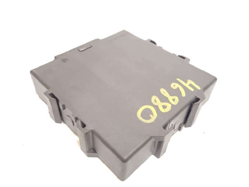 Recambio de modulo electronico para toyota avensis (t27) executive referencia OEM IAM 8934005030 - Gris