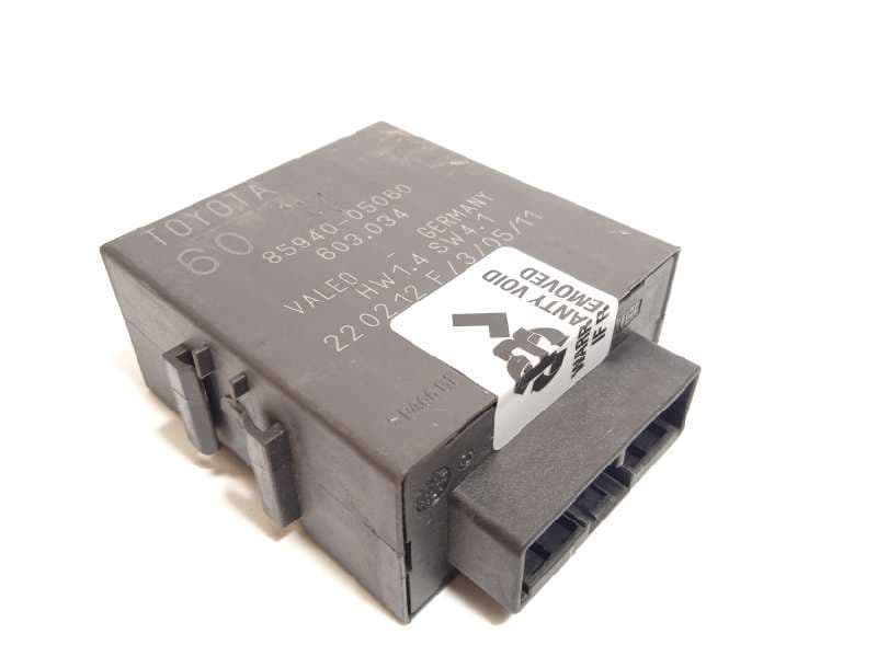 Recambio de modulo electronico para toyota avensis (t27) executive referencia OEM IAM 8594005060 - Gris
