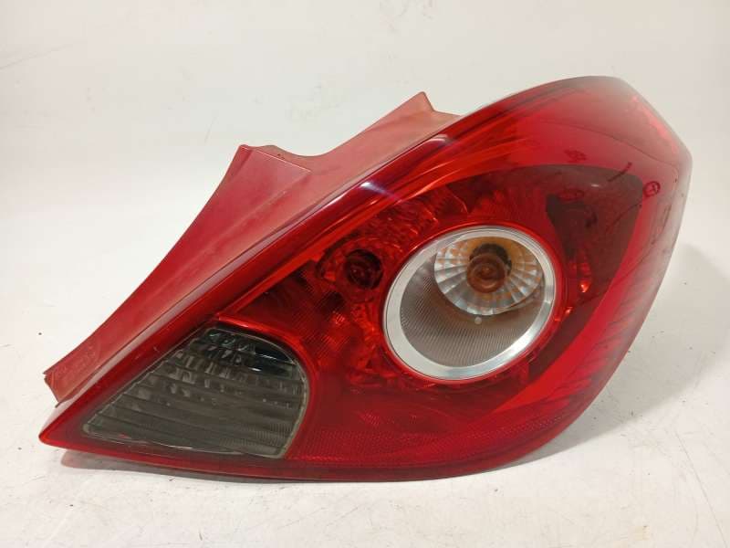 Recambio de piloto trasero derecho para opel corsa d (s07) 1.3 cdti (l08, l68) referencia OEM IAM 13186351 890238961A - Blanco