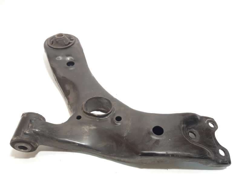 Recambio de brazo suspension inferior delantero derecho para toyota avensis touring sports advance referencia OEM IAM 4806805090