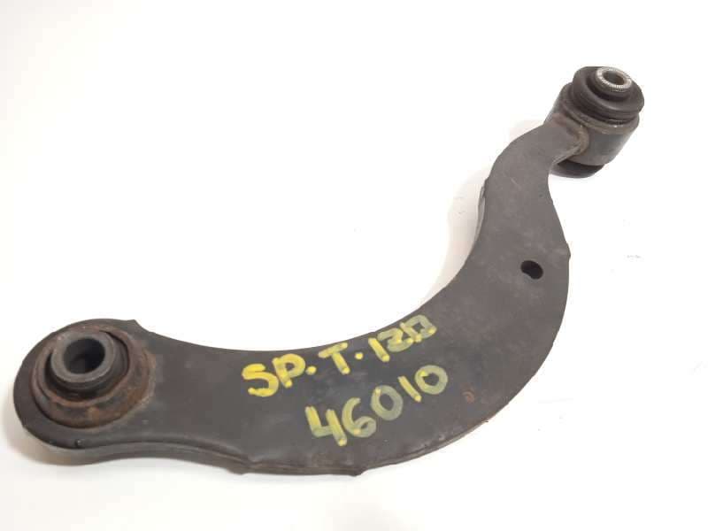 Recambio de brazo suspension superior trasero izquierdo para toyota avensis touring sports advance referencia OEM IAM 4877012010